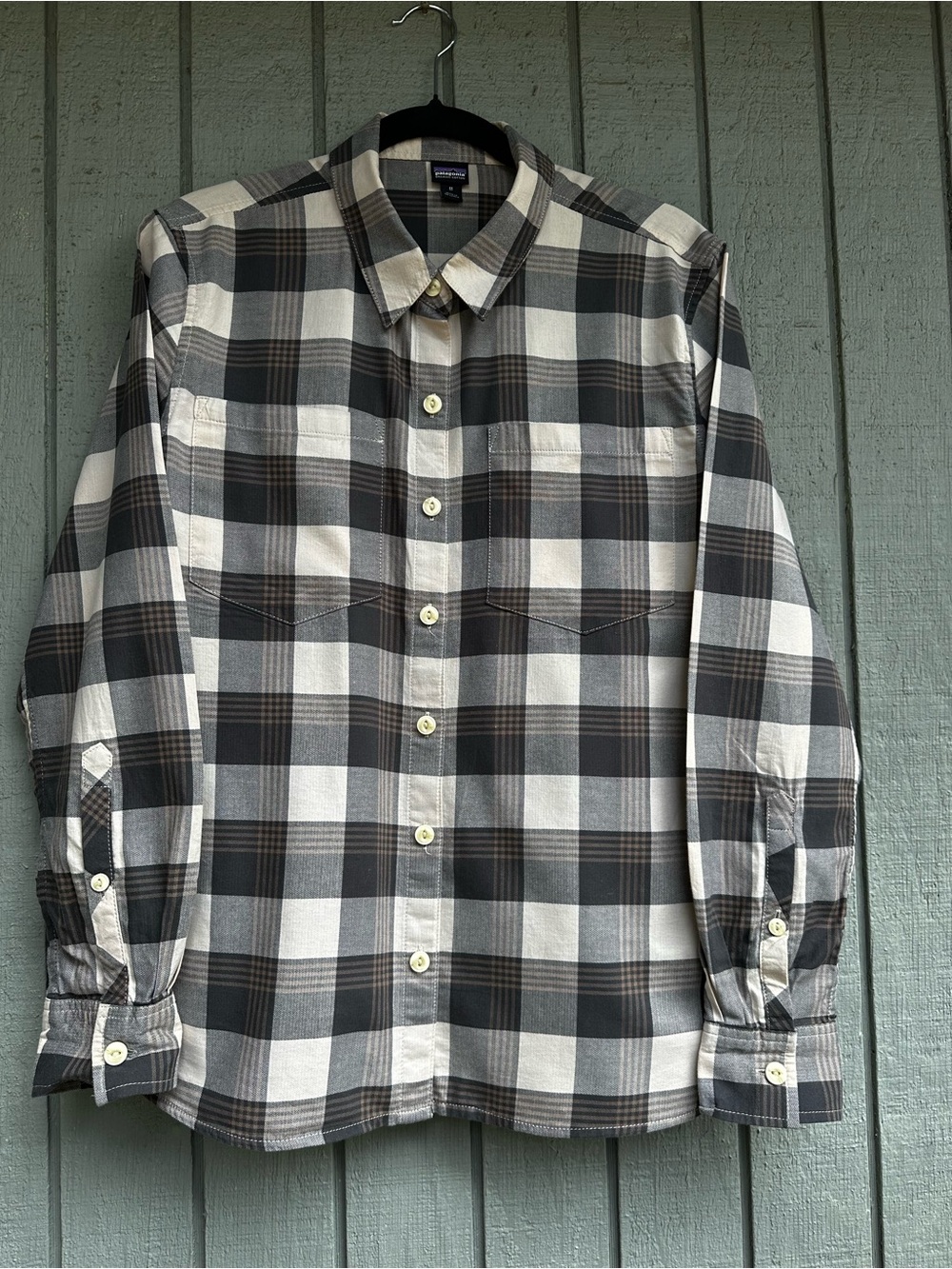 Patagonia Organic Cotton Shirt Womens Worn Wear Medium Button Up Plaid Shirt